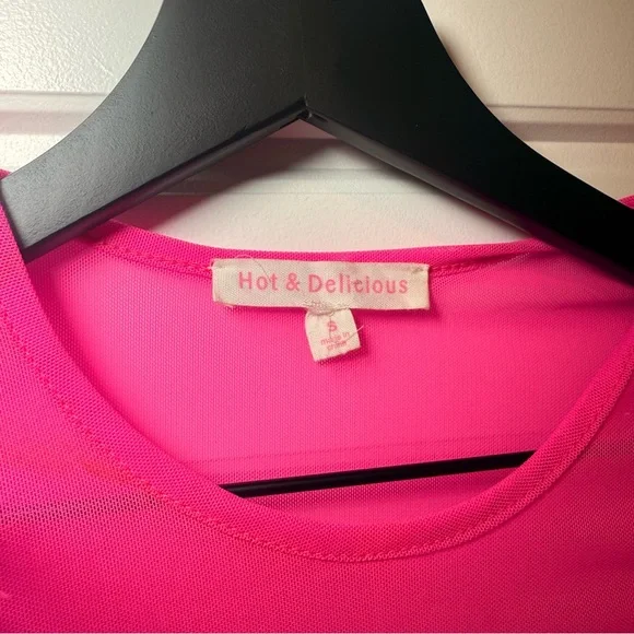 Hot Pink Feathered Sleeve Crop Top size small - Picture 2 of 3